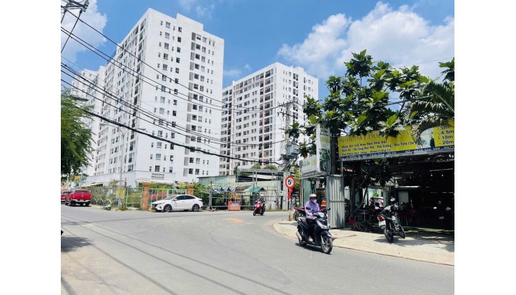 Bán Nhà Đường 22 Linh Đông, Gần Phạm Văn Đồng, 3 Tầng 115m2 Chỉ Hơn 8 tỷ, Tặng Full Nội Thất